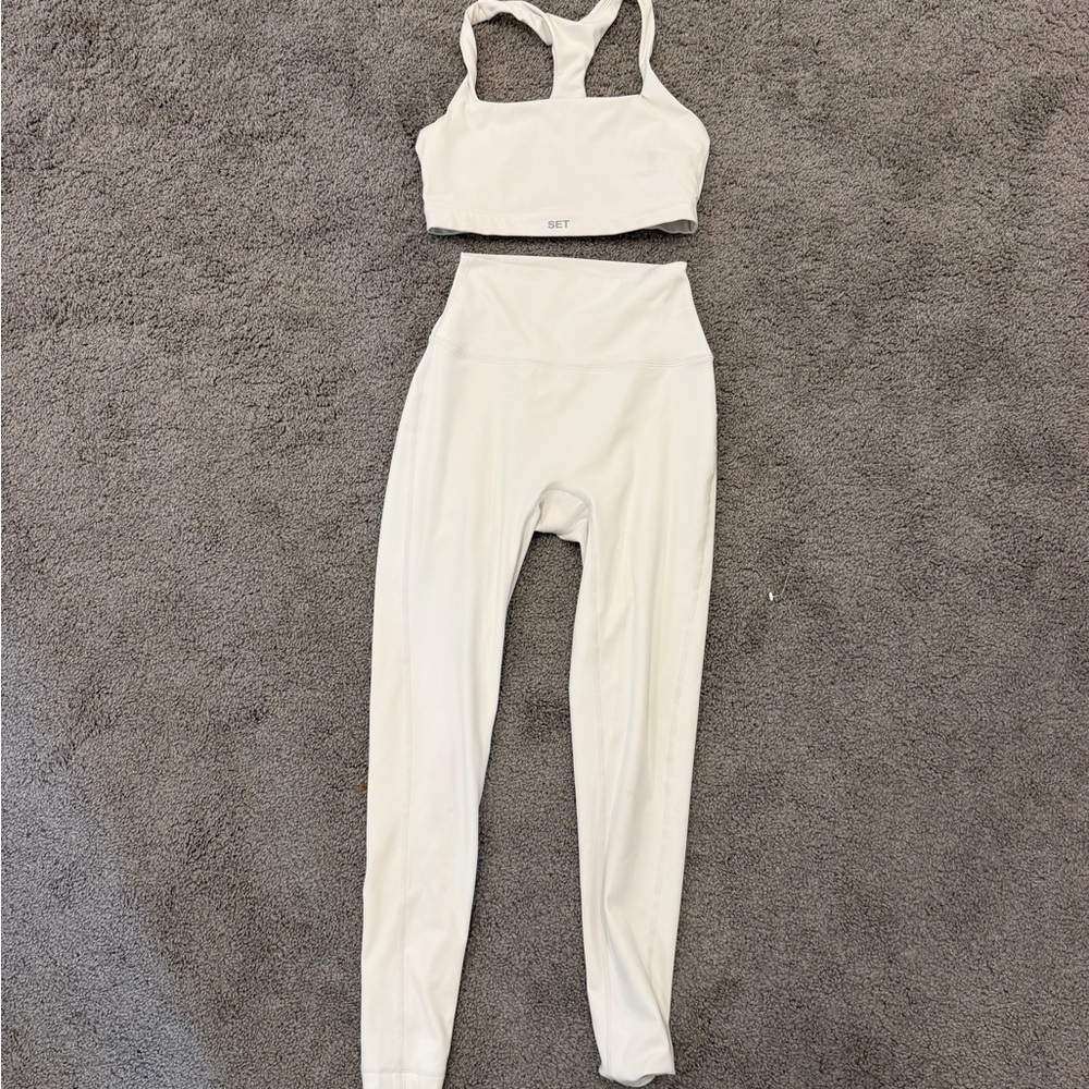 SET Active White Sportswear Set